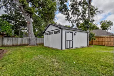 404 Huckleberry Drive, Lake Jackson, TX 77566 - Photo 39