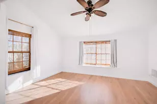 404 Huckleberry Dr, Lake Jackson, TX 77566 - Photo 23