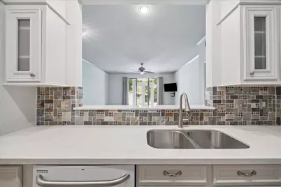 2475 Underwood Street #278, Houston, TX 77030 - Photo 7