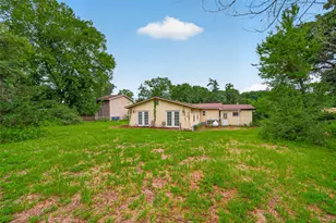 141 Town and Country Dr, Huntsville, TX 77320 - Photo 29