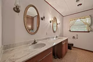 605 Julie Ln, Highlands, TX 77562 - Photo 29
