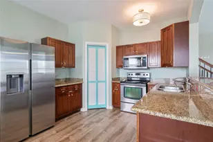 108 Ocean View Dr, Crystal Beach, TX 77650 - Photo 5