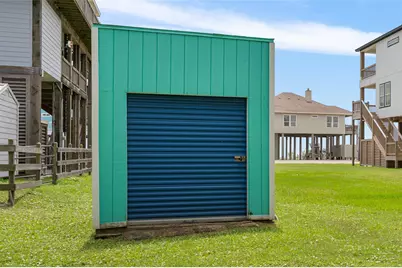 108 Ocean View Drive, Crystal Beach, TX 77650 - Photo 27