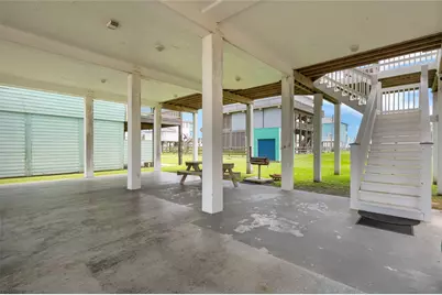108 Ocean View Drive, Crystal Beach, TX 77650 - Photo 45