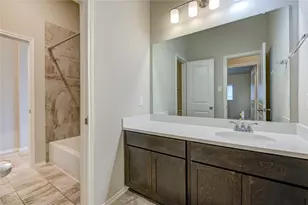 4727 Crest Hill Dr, Manvel, TX 77578 - Photo 13