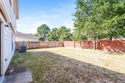 19811 Breezy Cove Court, Tomball, TX 77375 - Photo 17