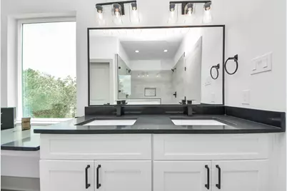 5304 Kindred Garden Lane #B, Houston, TX 77091 - Photo 33
