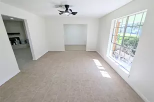 809 Glen Hollow Dr, Conroe, TX 77385 - Photo 9