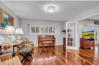 13511 Queensbury Lane, Houston, TX 77079 - Photo 9