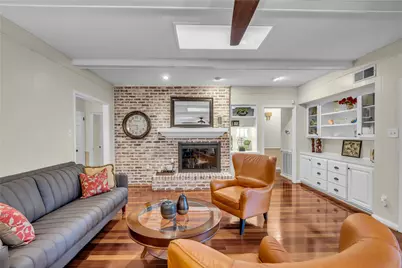 13511 Queensbury Lane, Houston, TX 77079 - Photo 11