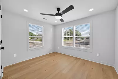 1509 Moody Street, Houston, TX 77009 - Photo 9