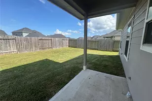 8011 Grandstand Pkwy, Fulshear, TX 77441 - Photo 15