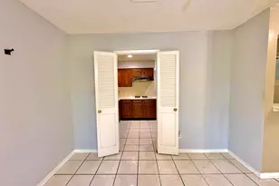 8026 Suspiro Dr, Houston, TX 77083 - Photo 9