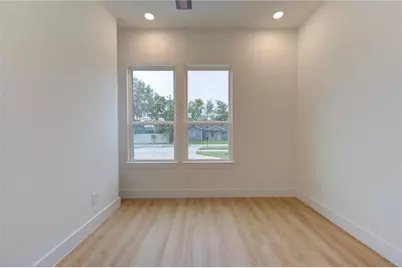 4029 Knoxville Street #B, Houston, TX 77051 - Photo 9