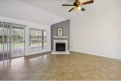 18617 NW Hiddenbay Way Drive, Spring, TX 77379 - Photo 5