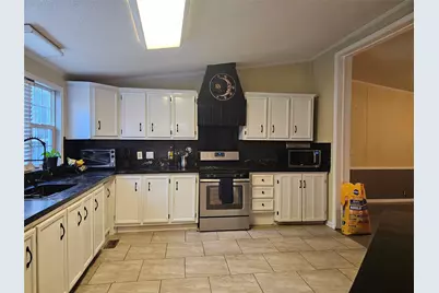 201 Brittany Lane, Cleveland, TX 77328 - Photo 9