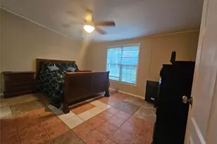 201 Brittany Ln, Cleveland, TX 77328 - Photo 25