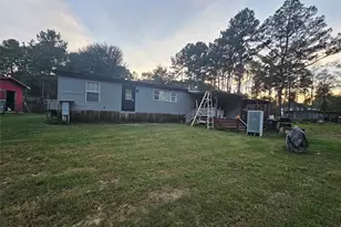 201 Brittany Ln, Cleveland, TX 77328 - Photo 41