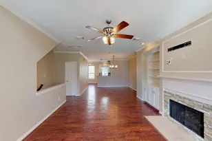 2128 Gillette St, Houston, TX 77006 - Photo 5
