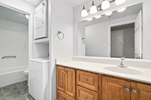 5711 Sugar Hill Dr, Houston, TX 77057 - Photo 11