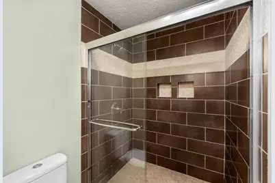 1915 Creek Valley Lane, Sugar Land, TX 77478 - Photo 19
