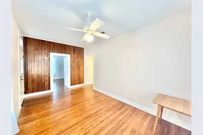2119 Avenue O 1/2 #Up, Galveston, TX 77550 - Photo 5