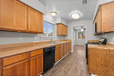 18923 Atascocita Trace Drive, Atascocita, TX 77346 - Photo 15