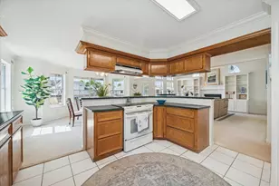 151 Tamana Dr, Tiki Island, TX 77554 - Photo 17