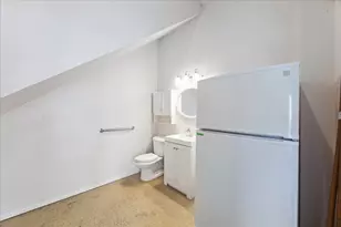 151 Tamana Dr, Tiki Island, TX 77554 - Photo 23