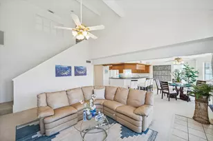 151 Tamana Dr, Tiki Island, TX 77554 - Photo 13