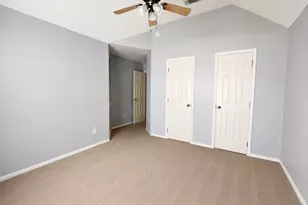 11515 Mill Bridge Ct, Sugar Land, TX 77498 - Photo 7