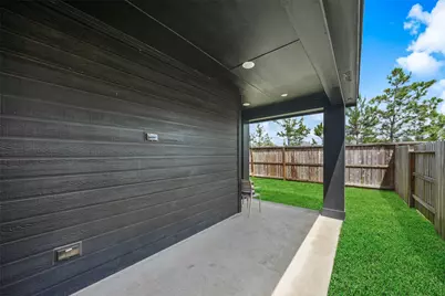237 Trapper Creek Drive, Conroe, TX 77304 - Photo 23