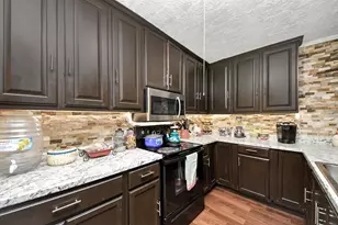 1040 County Rd 5007, Cleveland, TX 77327 - Photo 9