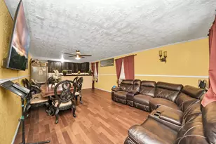 1040 County Rd 5007, Cleveland, TX 77327 - Photo 3
