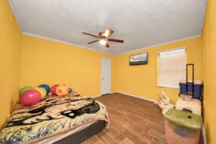 1040 County Rd 5007, Cleveland, TX 77327 - Photo 19