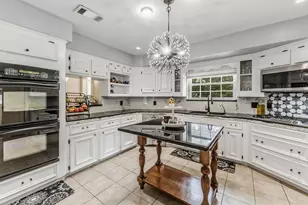 30 Royal Dalton Cir, Conroe, TX 77304 - Photo 13