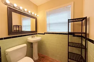 2007 Sheridan St, Houston, TX 77030 - Photo 9