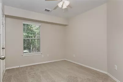 166 N Burberry Park Circle, The Woodlands, TX 77382 - Photo 23