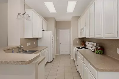 166 N Burberry Park Circle, The Woodlands, TX 77382 - Photo 11
