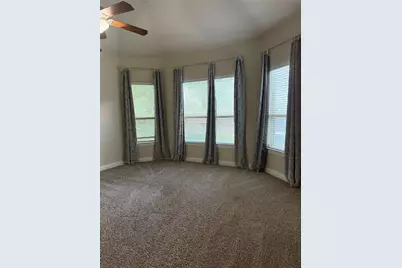 10206 S Goshawk Trl, Conroe, TX 77375 - Photo 13
