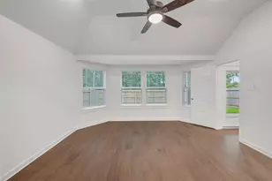 22708 Hackberry Leaf Dr, New Caney, TX 77357 - Photo 29