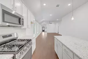 22708 Hackberry Leaf Dr, New Caney, TX 77357 - Photo 23
