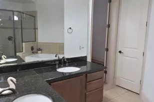 58 Briar Hollow Ln, Houston, TX 77027 - Photo 9