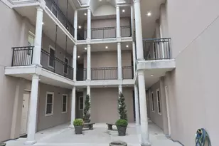 58 Briar Hollow Ln, Houston, TX 77027 - Photo 17