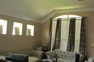 3255 Lakeway Ln, Pearland, TX 77584 - Photo 9