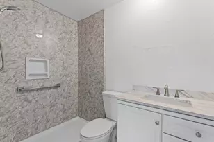 7850 Hillbarn Dr, Houston, TX 77040 - Photo 15