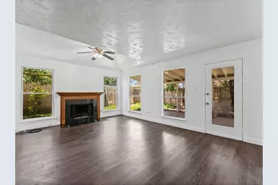 7850 Hillbarn Drive, Houston, TX 77040 - Photo 11