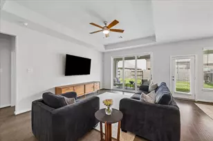 3859 Chapman Bluff Dr, Spring, TX 77386 - Photo 11