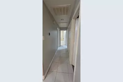 10531 Southway Bend Lane, Houston, TX 77034 - Photo 5