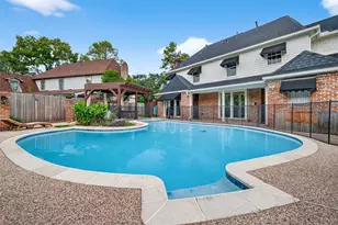 15715 Fleetwood Oaks Dr, Houston, TX 77079 - Photo 29